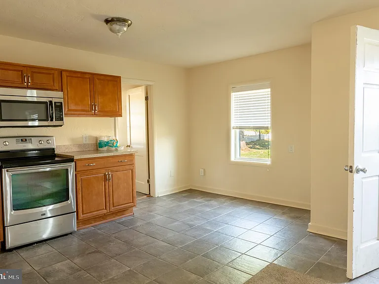108 Martin Dr — Photo 12