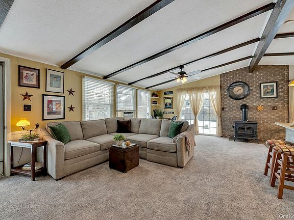 3rd image of 43 Village Circle S