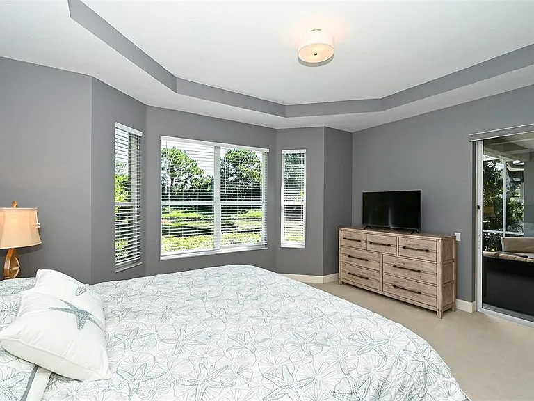 7131 Kensington Ct — Photo 21