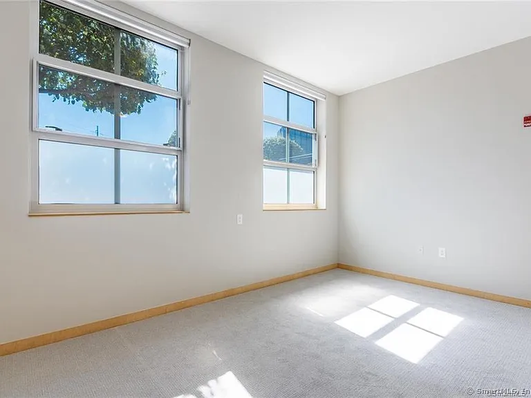 10 Ann St #108 — Photo 17