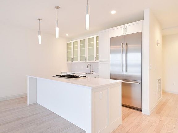 4th image of 266H Merrimac St #13