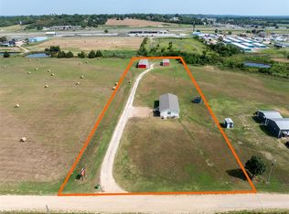 208 W Hollie Rd, Okemah, OK 74859
