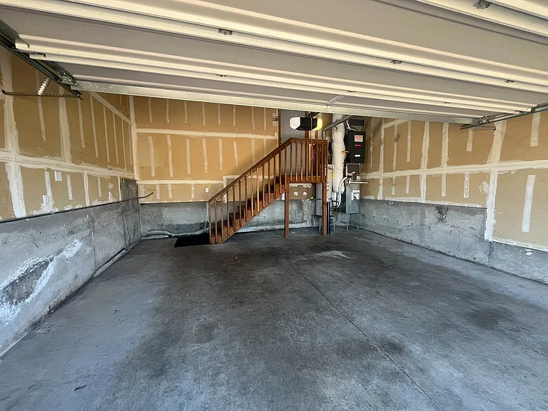 16840 SE Humidor St — Photo 46