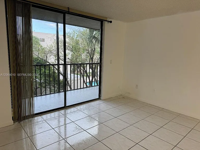 8400 SW 133rd Road Pl #317 — Photo 5