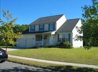4 Winterberry Rd, Egg Harbor Township, NJ 08234