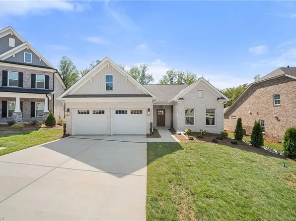2774 Monarch Way, Winston Salem, NC 27106