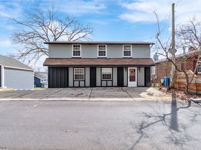 4279 State Park Dr, Akron, OH, 44319