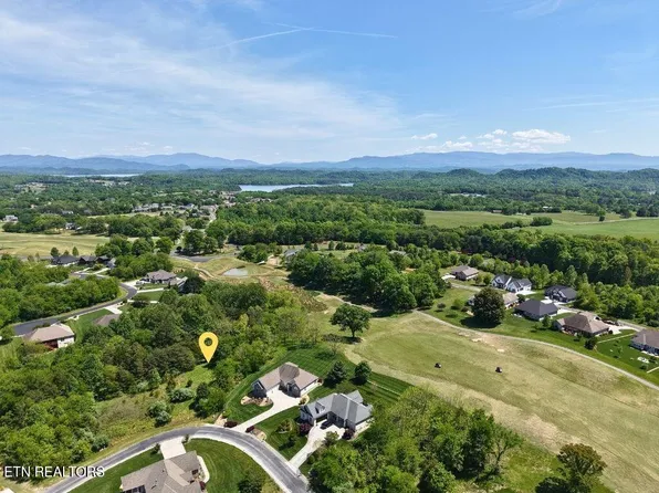 280 Walelu Trl, Vonore, TN 37885