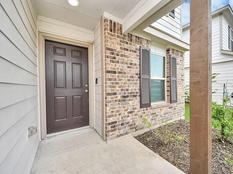 4231 Tulip Oak Dr — Photo 5