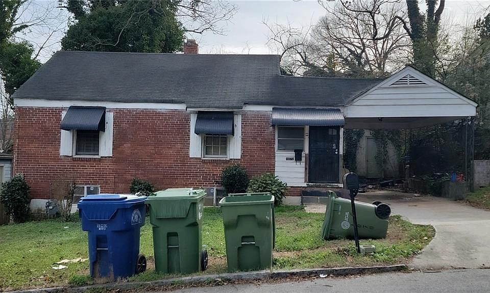 1st image of 1070 Camilla St SW