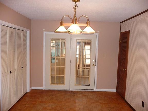 5th image of 306 22nd St