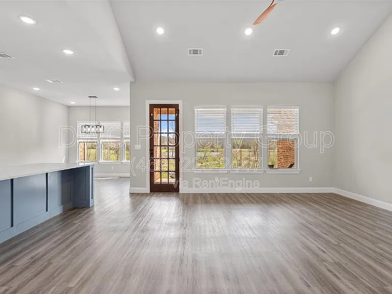 5401 Arroyo Trl — Photo 27