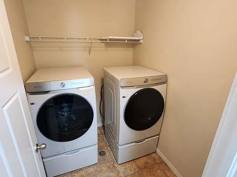 7528 Colorado Tech Dr — Photo 23