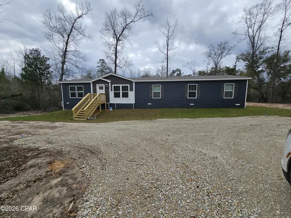 Davis Ct, Alford, FL 32420