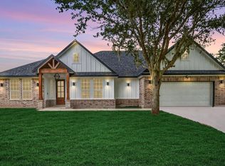 2536 Olympia Dr, West Columbia, TX 77486