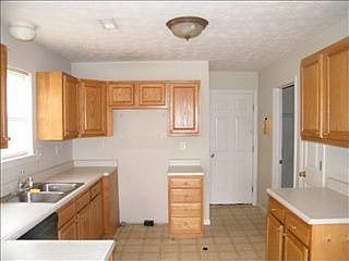 3rd image of 3823 Regal Valley Dr
