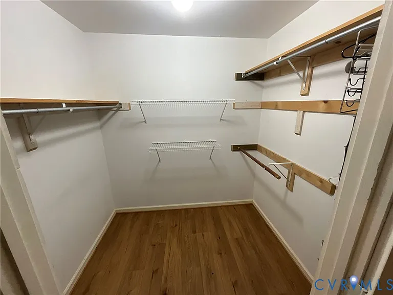 17220 Royalton Rd — Photo 11