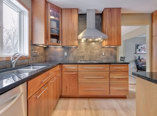 4590 Glacier Ln N, Plymouth, MN 55446