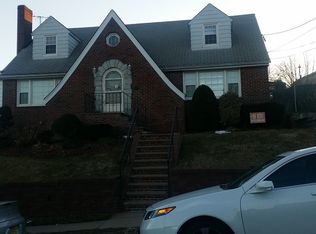 13 William St, Garfield, NJ 07026