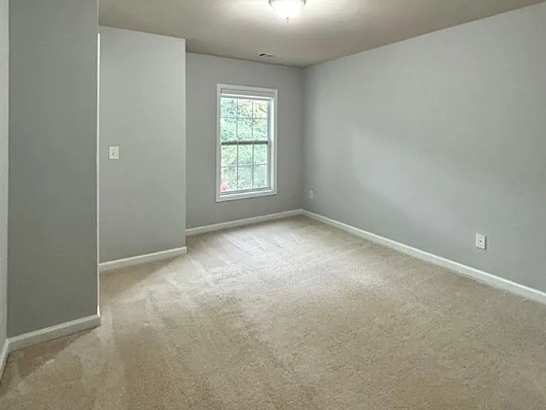 2408 Strand Ave — Photo 30