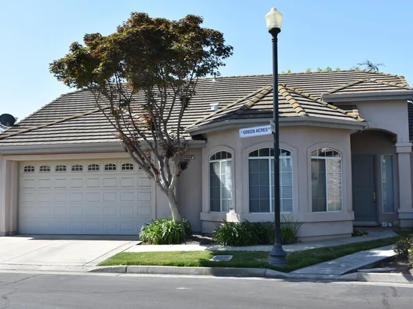 829 E Green Acres Dr, Fresno, CA 93720