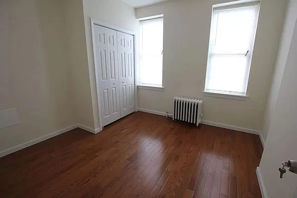 Rented by Compass | media 9