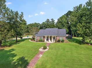 25092 Plantation Ave, Denham Springs, LA 70726