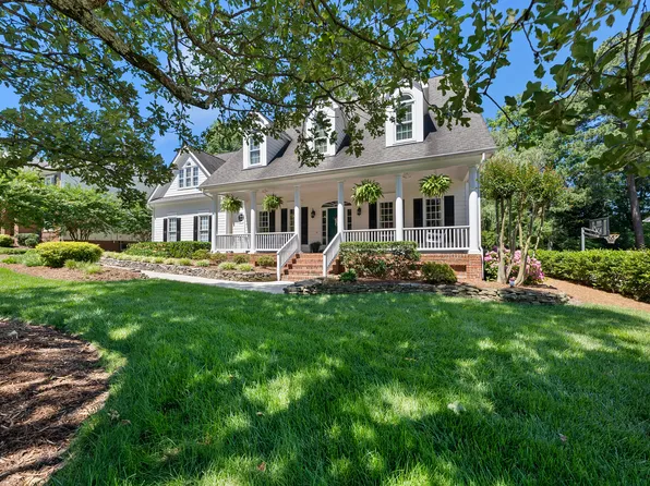 105 Frehold Ct, Cary, NC 27519