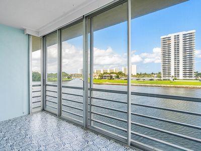 28 Yacht Club Drive #402, North Palm Beach, FL, 33408