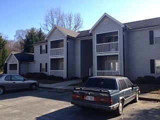 1st image of 647 W Presnell St APT 1E