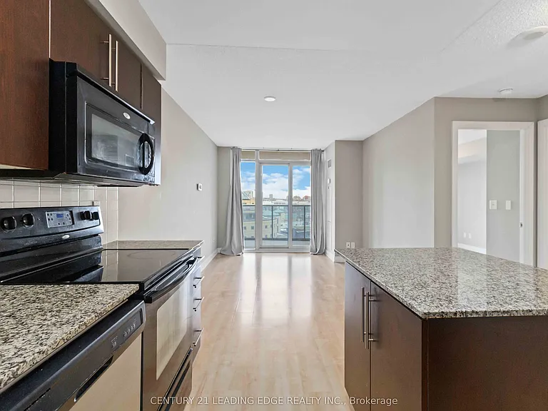 330 Burnhamthorpe Rd W #806 — Photo 16