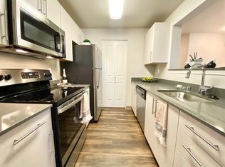 3090 118th Ave SE #R201, Bellevue, WA 98005