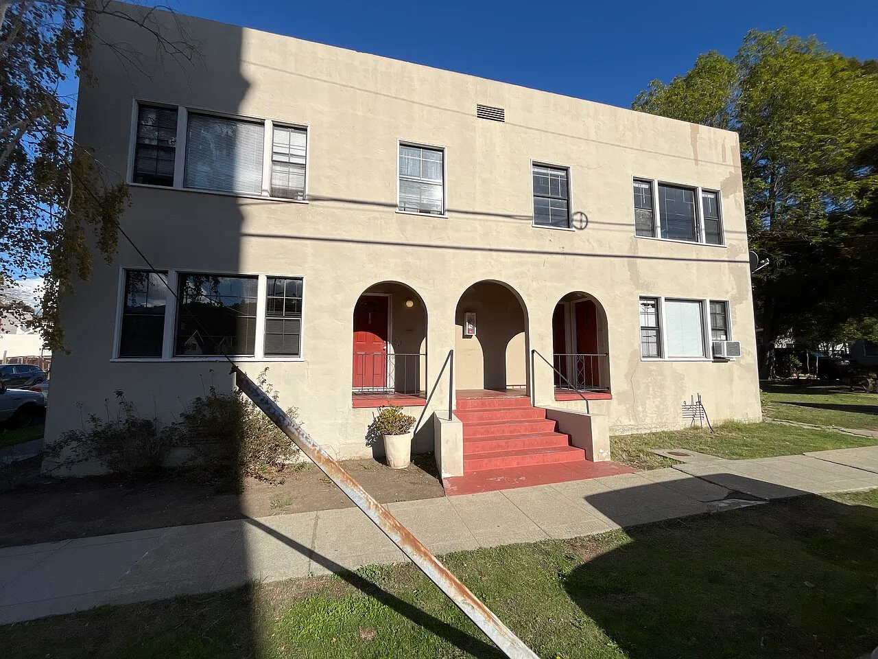 1 bed, 900 sqft, $1,745 — Photo 1