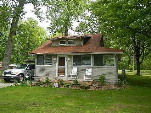 1st image of 216 Poplar St