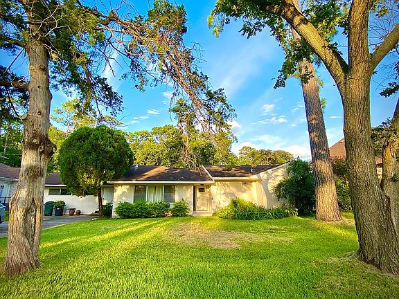 3rd image of 850 Pecanwood Ln