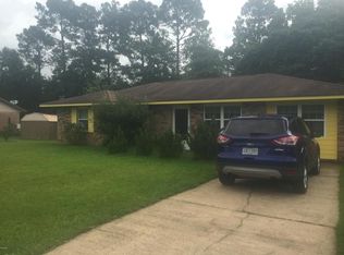 16002 Franklin Dr, Biloxi, MS 39532