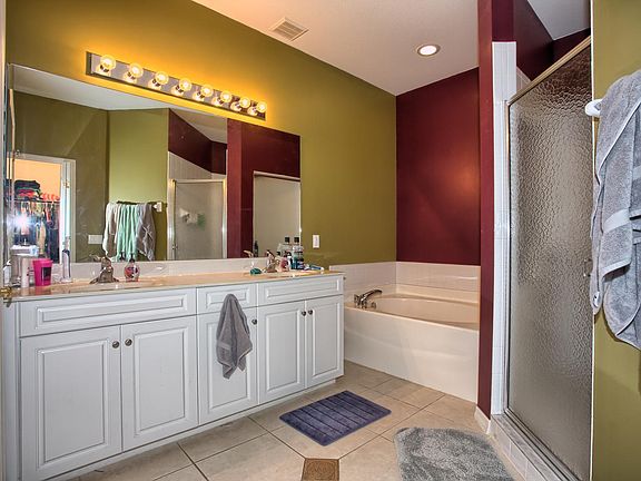 3rd image of 11951 Champions Green Way APT 408