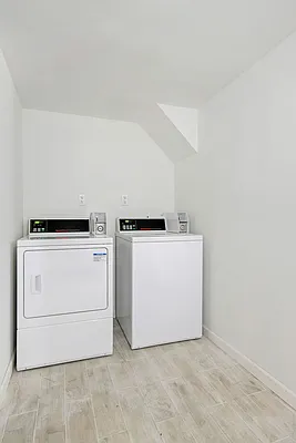 Rented by Eliaman Group, LLC | media 34