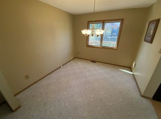 4712 Twana Dr #1, Des Moines, IA 50310