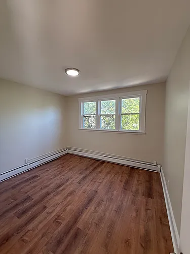 310 Danforth Ave Photo 1