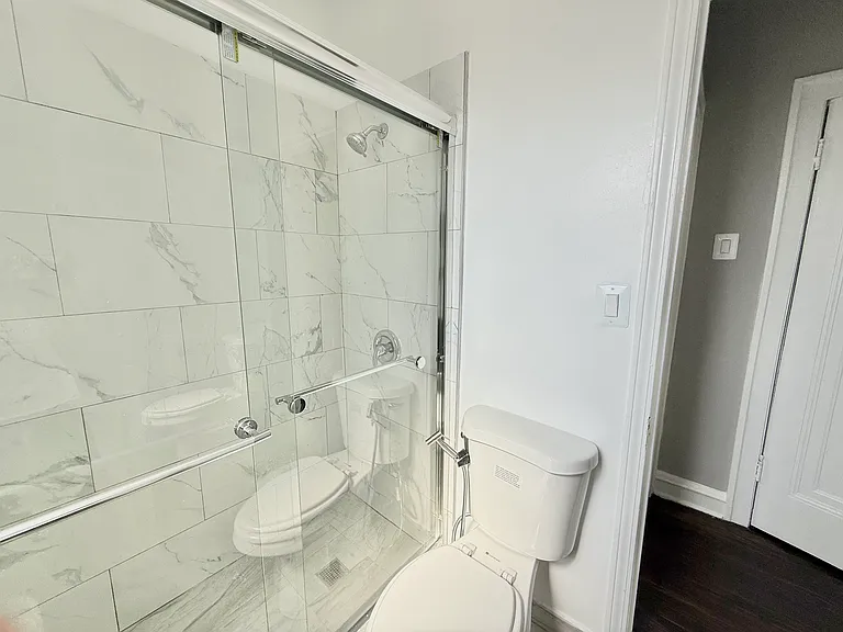 2206 W Rosemont Ave #2 — Photo 10
