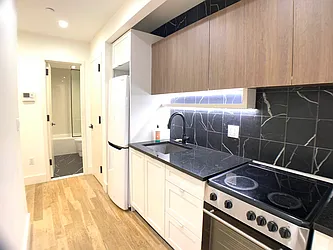 Rented by Tapiro Realty