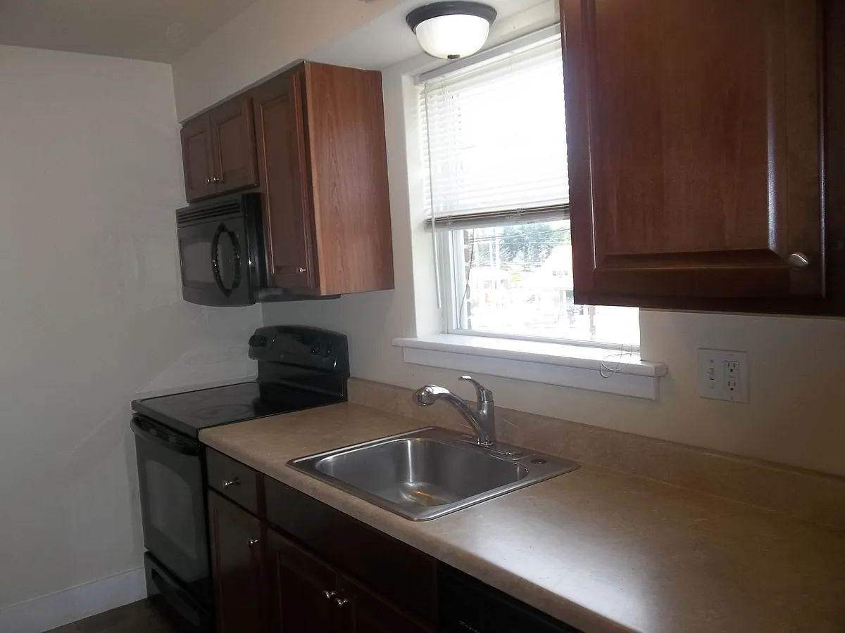Building Photo - 3402 Old Orchard Rd #A