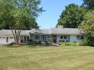 11 Mohican Rd, Blairstown, NJ 07825