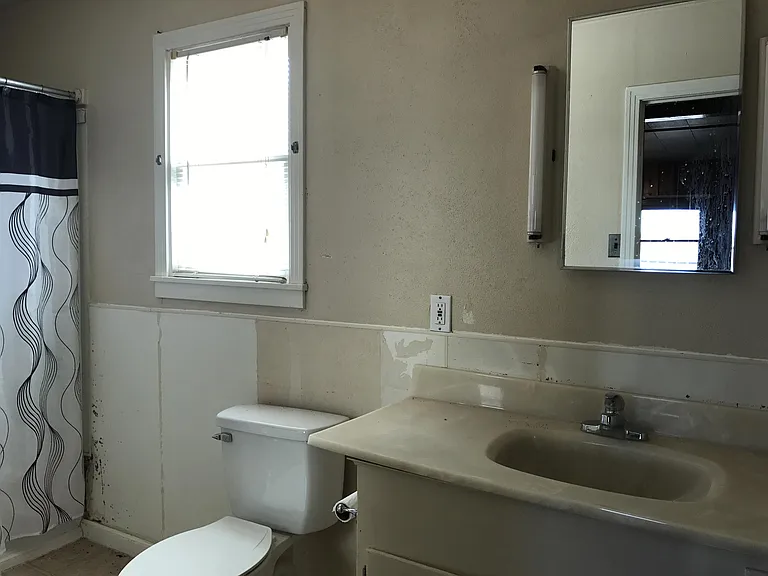 339 N Abbie St #1 — Photo 9