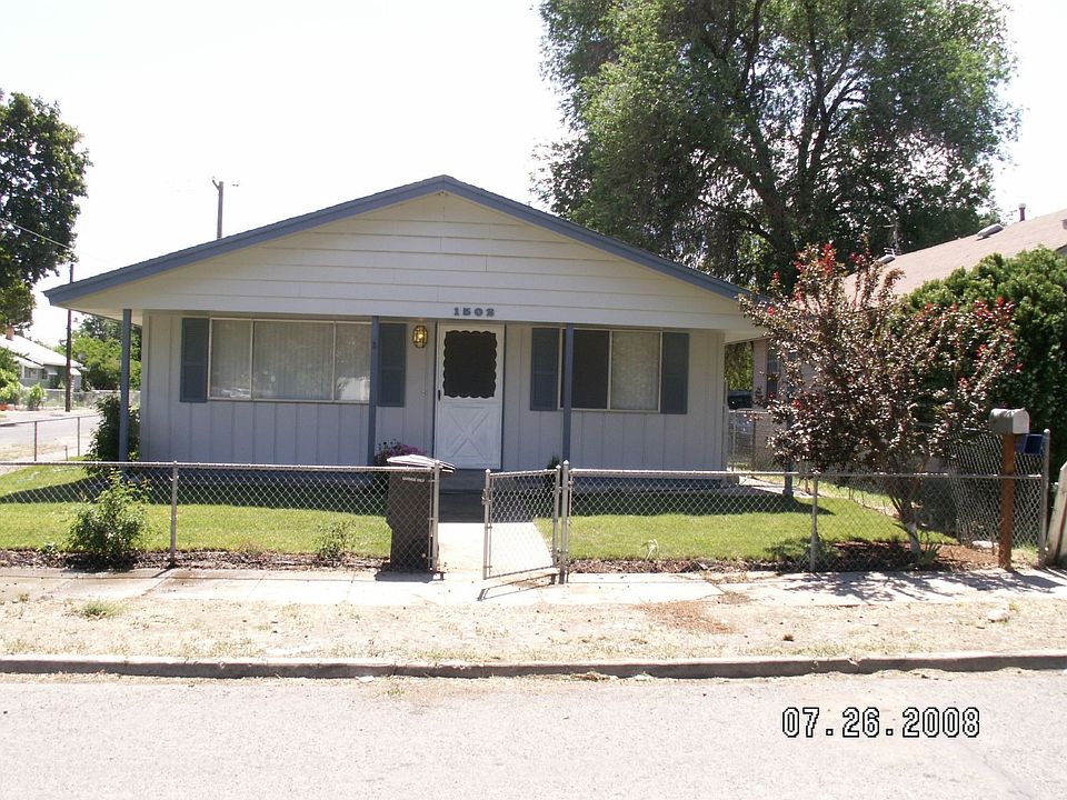 View from Fairbanks Ave.