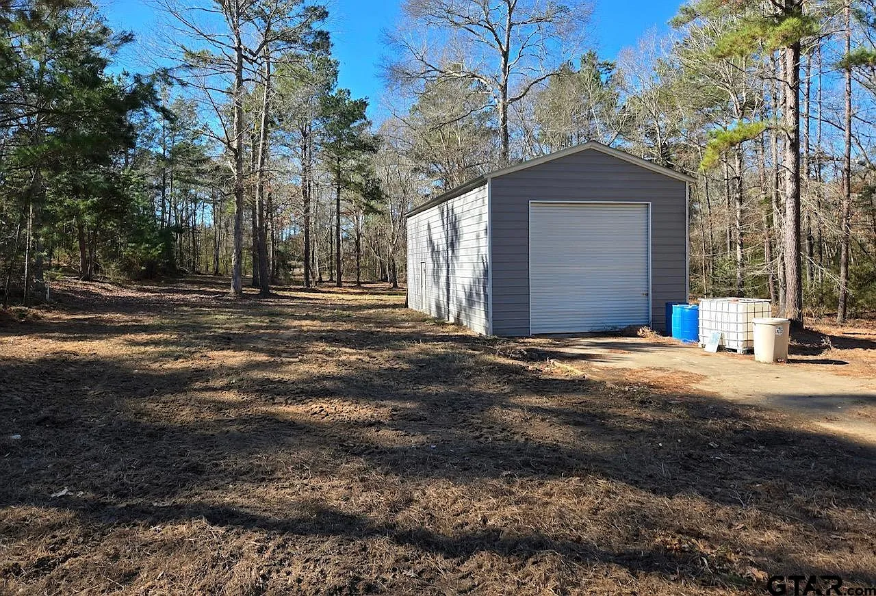 6550 Fm 2274 N photo 1