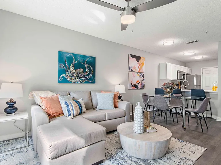 Coastline Apartments — Photo 13