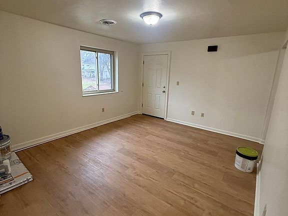 5th image of 2204 Constitution Blvd APT 203