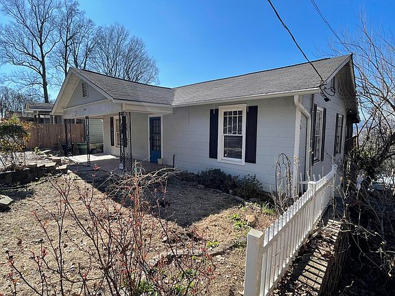 5th image of 3023 Westside Dr